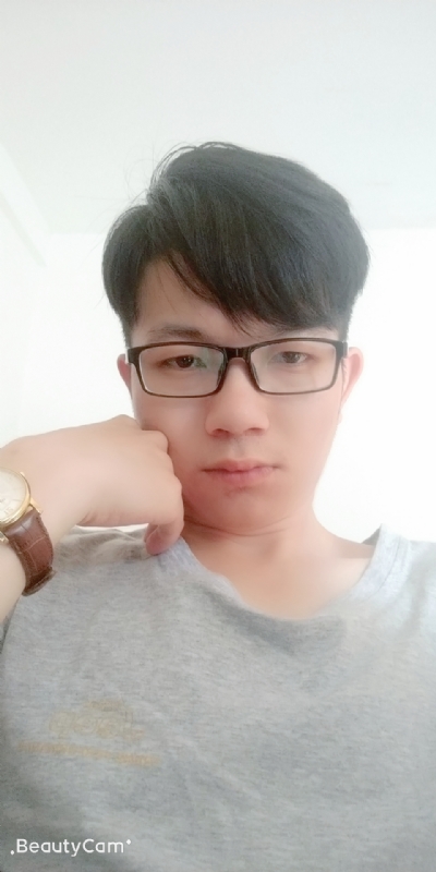 愿得一人心的第一张照片--龙岩蓝颜知己交友网