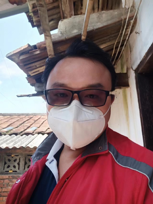 如影随形的第一张照片--龙岩蓝颜知己交友网