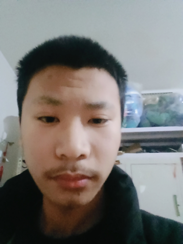 g未成年的第一张照片--龙岩蓝颜知己交友网